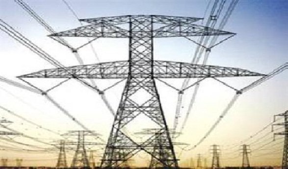 الكهرباء تناقش مع حكومة البصرة تسريع تنفيذ مشروعين للطاقة في المحافظة