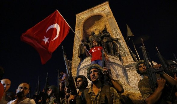الجيش التركي يعلن مشاركة 8651 عسكريا في محاولة الانقلاب الفاشلة